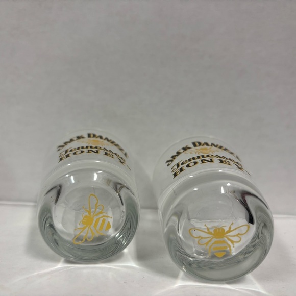 [SET OF 2] Jack Daniels Tennessee Honey Clear Glass Gold Honey Bees Shot Glasses - Picture 3 of 3